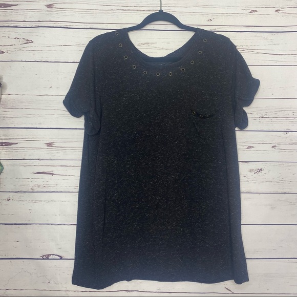 Torrid Charcoal Gray Grommet Pocket T-Shirt Size 2X - Picture 7 of 8